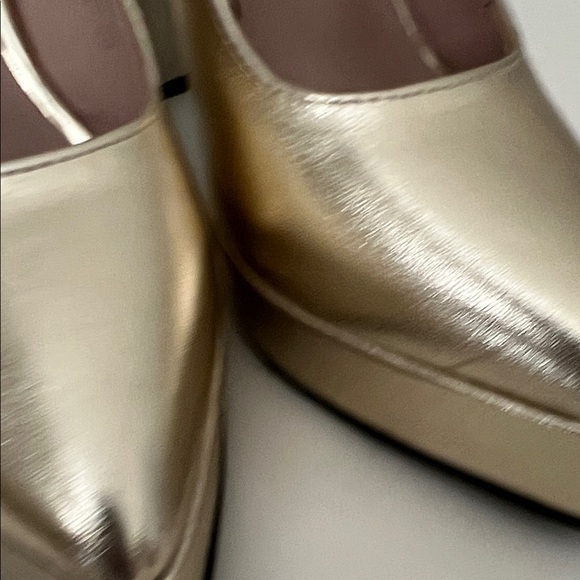 Chic Gold Platform Slingback Heels - Picture 6 of 10
